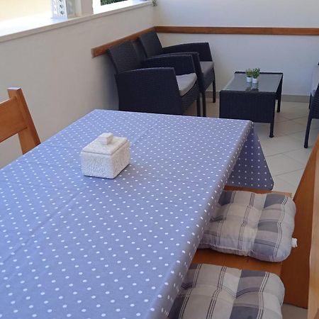 Apartments Postira Brac 外观 照片